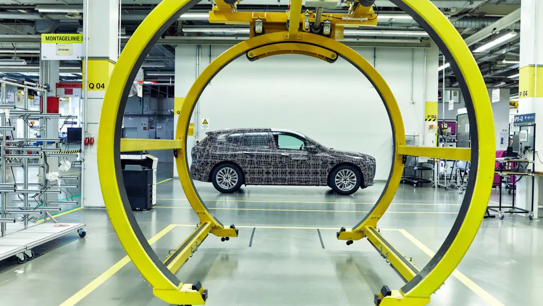 NYE GREIER: BMW sier selskapet utvikler helt nye digitale produksjonsverktøy i prosessen med iNEXT. NYE GREIER: BMW sier selskapet utvikler helt nye digitale produksjonsverktøy i prosessen med iNEXT.
