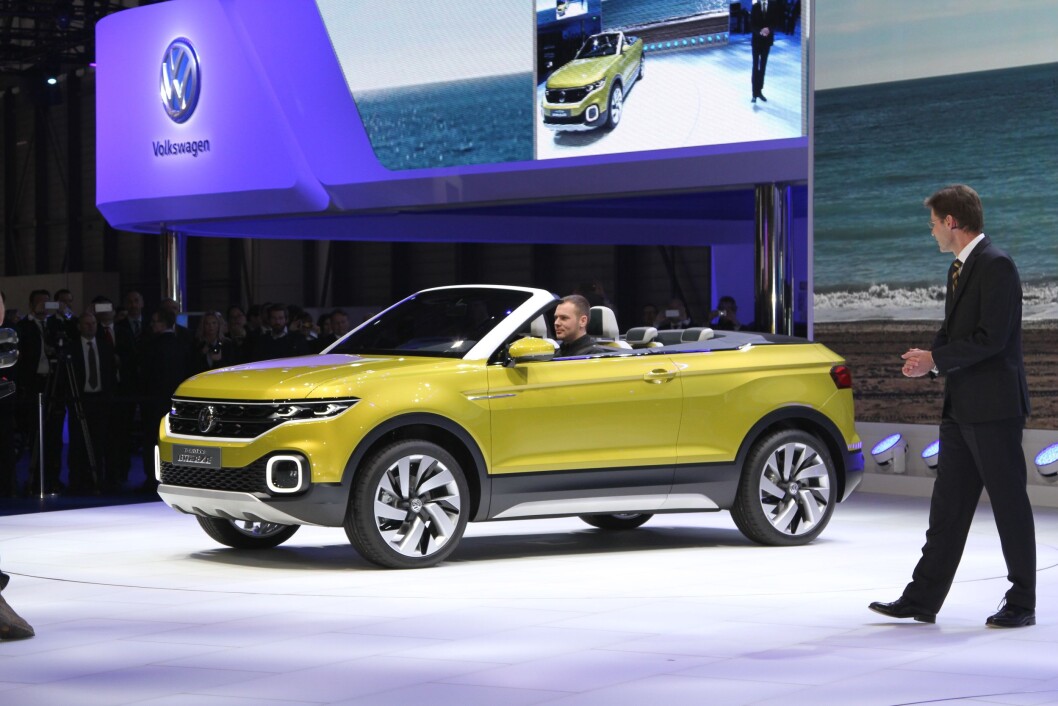 INGEN SKANDALE: Første halvår tok VW tilbake tittelen som verdens største bilprodusent fra Toyota. Nye modeller, som denne kompakte SUV-en, skal gjenvinne kjøpernes tillit etter diesel-skandalen. Foto: Rune Korsvoll INGEN SKANDALE: Første halvår tok VW tilbake tittelen som verdens største bilprodusent fra Toyota. Nye modeller, som denne kompakte SUV-en, skal gjenvinne kjøpernes tillit etter diesel-skandalen. Foto: Rune Korsvoll
