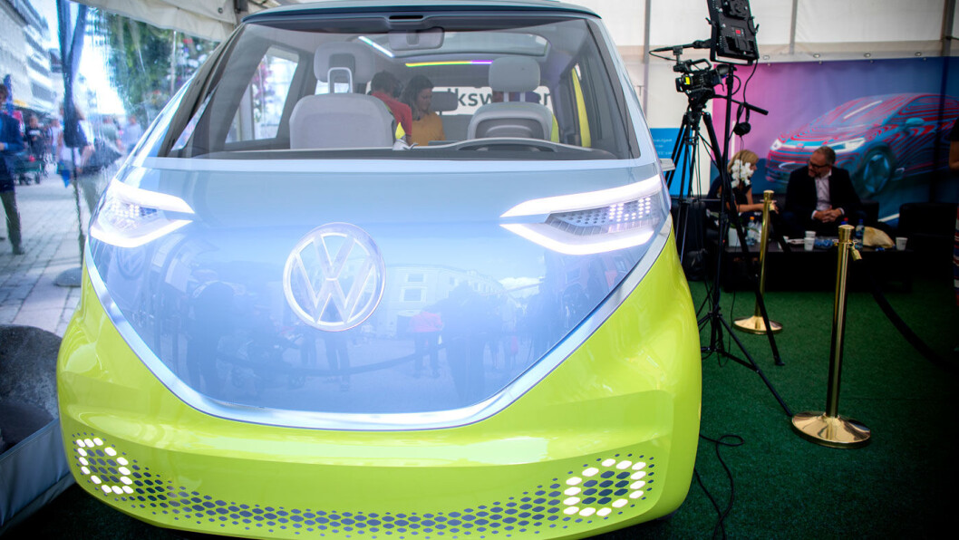 KOMMER I 2022: VWs ID.Buzz, her en prototype fotografert under årets Arendalsuke. Foto: Tomm W. Christiansen KOMMER I 2022: VWs ID.Buzz, her en prototype fotografert under årets Arendalsuke. Foto: Tomm W. Christiansen