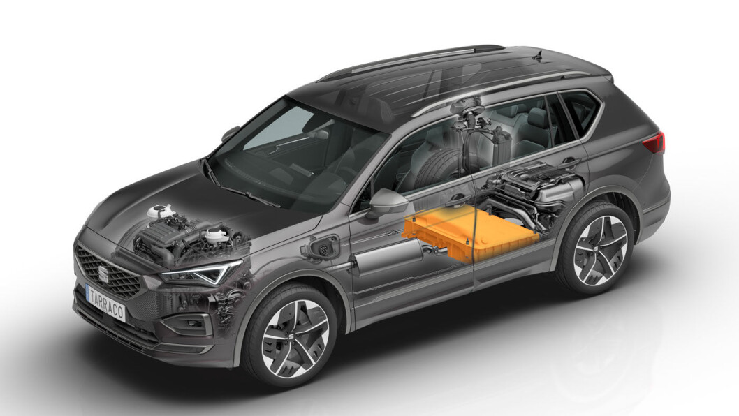 MER FUTT: SEATs største SUV kommer som ladehybrid i 2020 – og akkurat nok batterihjelp til at den smetter over 50 km-grensen på elektrisk kjøring. MER FUTT: SEATs største SUV kommer som ladehybrid i 2020 – og akkurat nok batterihjelp til at den smetter over 50 km-grensen på elektrisk kjøring.