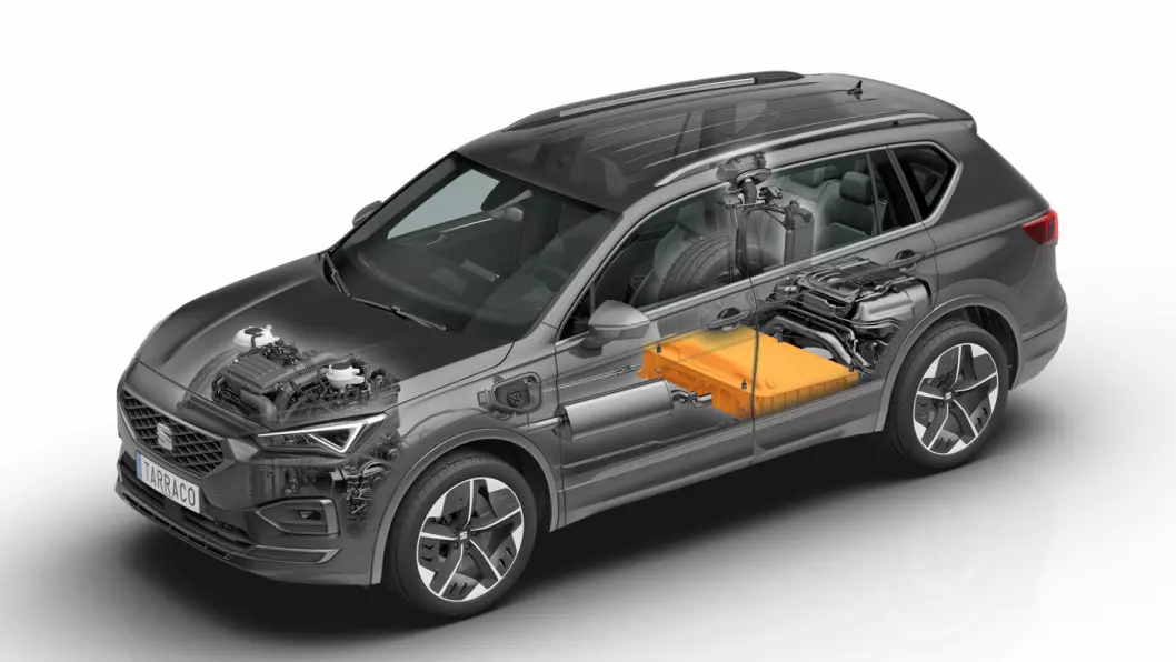 MER FUTT: SEATs største SUV kommer som ladehybrid i 2020 – og akkurat nok batterihjelp til at den smetter over 50 km-grensen på elektrisk kjøring.