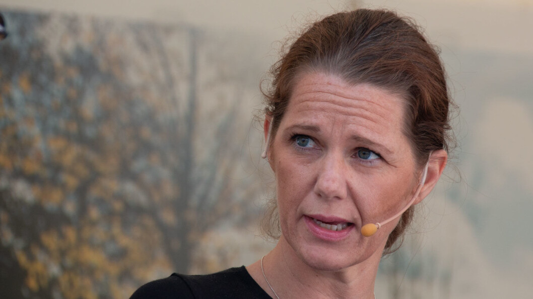 ADVARER: – Regjeringen overlater til kommunene å finne løsningene som i praksis oppfyller to helt motstridende målsettinger, sier NAFs kommunikasjonssjef Camilla Ryste. NAF frykter at bompengeavtalen i verste fall ikke kommer bilistene til gode. Foto: Peter Raaum ADVARER: – Regjeringen overlater til kommunene å finne løsningene som i praksis oppfyller to helt motstridende målsettinger, sier NAFs kommunikasjonssjef Camilla Ryste. NAF frykter at bompengeavtalen i verste fall ikke kommer bilistene til gode. Foto: Peter Raaum