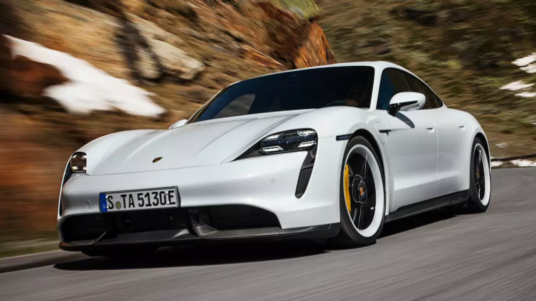 DYRERE: Porsche Taycan blir 200.000 kroner dyrere med Rødts forslag.