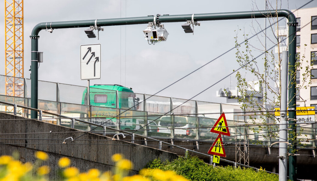 FÆRRE BILER: Trafikken i bomstasjonene i Oslo gikk i fjor ned nesten 9 prosent sammenlignet med 2019. FÆRRE BILER: Trafikken i bomstasjonene i Oslo gikk i fjor ned nesten 9 prosent sammenlignet med 2019.