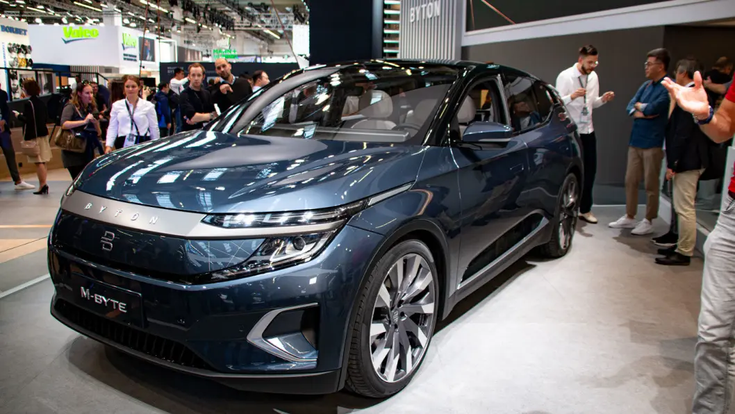 KINESISK PÅ TYSK: Premium-SUV’en Byton M-Byte kommer med innstegspris under 500.000 kroner. KINESISK PÅ TYSK: Premium-SUV’en Byton M-Byte kommer med innstegspris under 500.000 kroner.