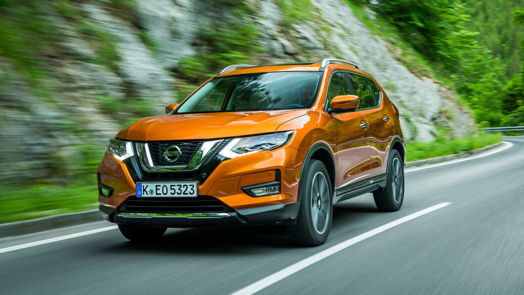 LITE SYNLIG: X-Trail er ikke lenger et vanlig syn i trafikken. Men nye motorer, infotaimentsystem og sikkerhetsløsninger har gitt en bedre bil, og kanskje litt bedre synlighet på salgsstatistikken. Foto: Nissan Motor LITE SYNLIG: X-Trail er ikke lenger et vanlig syn i trafikken. Men nye motorer, infotaimentsystem og sikkerhetsløsninger har gitt en bedre bil, og kanskje litt bedre synlighet på salgsstatistikken. Foto: Nissan Motor