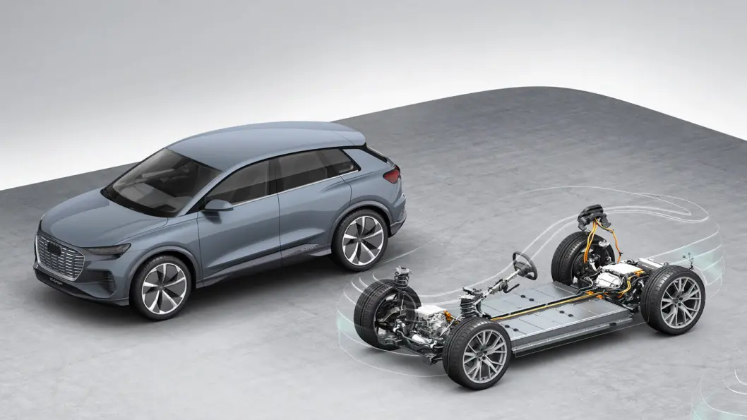 GJENNOMLYST: Dette er MEB-plattformen som Q4 bygges på. Prototypen vises foreløpig med 22 tommers dekk, regn med at bilen i produksjonsklar utgave er nærmere 19 tommer som e-tron. Foto: Audi AG GJENNOMLYST: Dette er MEB-plattformen som Q4 bygges på. Prototypen vises foreløpig med 22 tommers dekk, regn med at bilen i produksjonsklar utgave er nærmere 19 tommer som e-tron. Foto: Audi AG