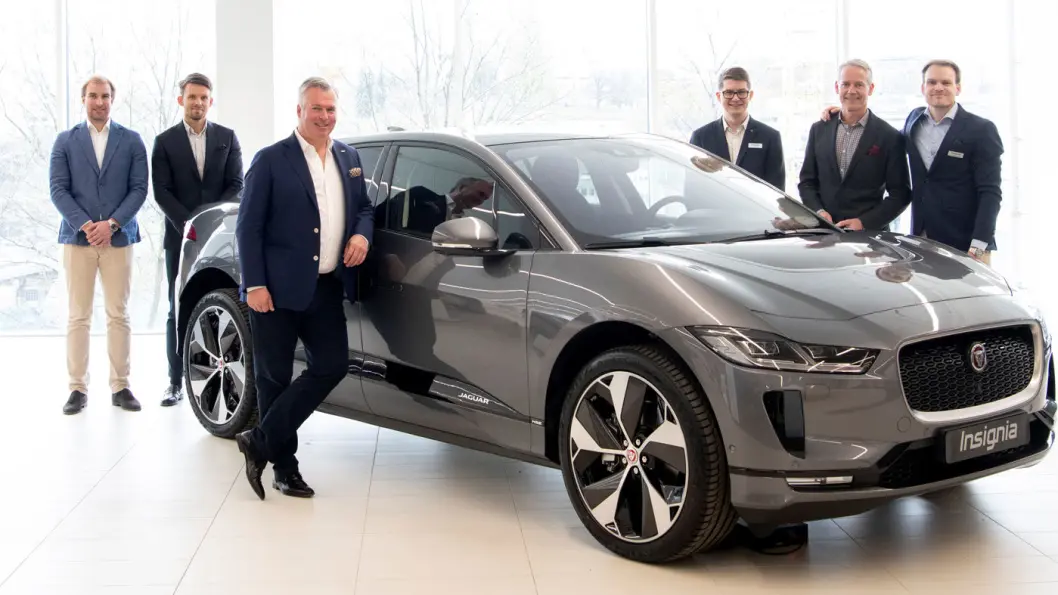 SUKSESS: Denne gjengen hos Insignia i Oslo har fått dreisen på Jaguar-salget etter at I-Pace kom på markedet. SUKSESS: Denne gjengen hos Insignia i Oslo har fått dreisen på Jaguar-salget etter at I-Pace kom på markedet.
