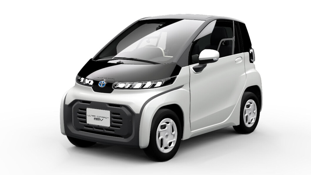 FOR DE GAMLE: Toyotas helelektriske nyhet på Tokyo-utstillingen har 10 mils rekkevidde og plass til to. FOR DE GAMLE: Toyotas helelektriske nyhet på Tokyo-utstillingen har 10 mils rekkevidde og plass til to.