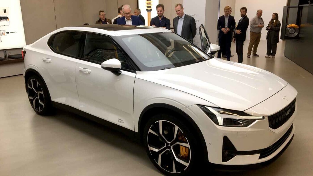 I FINE OMGIVELSER: Polestar trekker ikke akkurat ned inntrykket av luksus, selv om prisen på en helelektrisk Polestar 2 ligger på under 500.000. Foto: Pia Strømstad I FINE OMGIVELSER: Polestar trekker ikke akkurat ned inntrykket av luksus, selv om prisen på en helelektrisk Polestar 2 ligger på under 500.000. Foto: Pia Strømstad