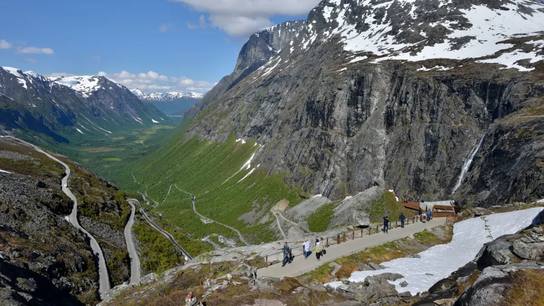 LANDEMERKE: Trollstigen. LANDEMERKE: Trollstigen.