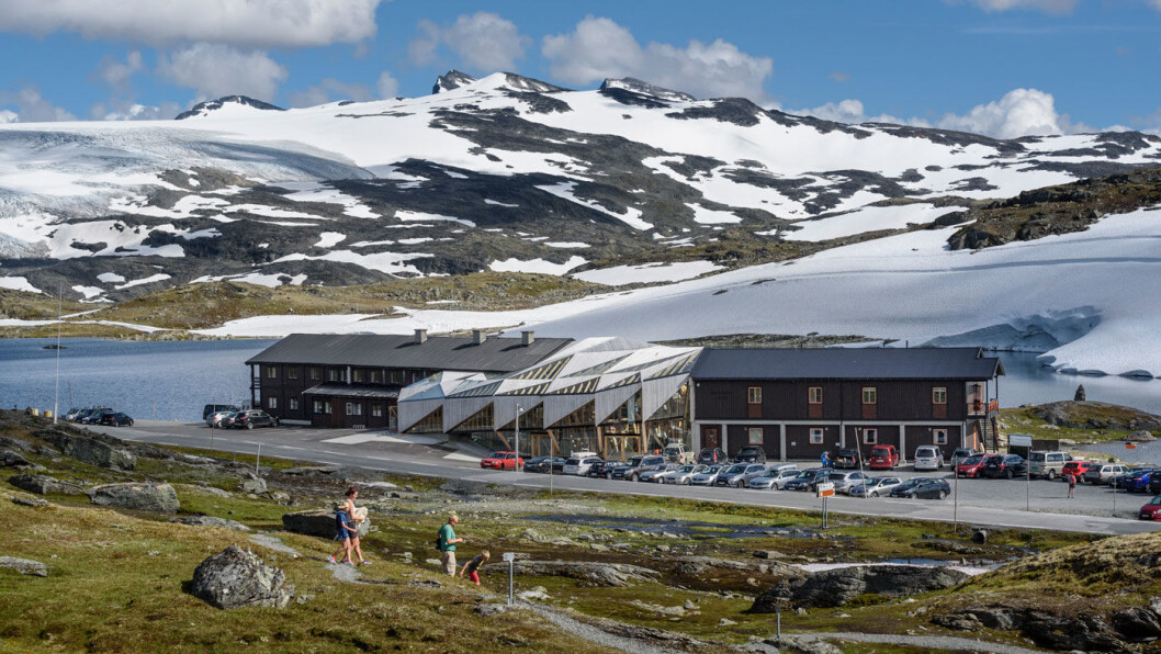 STOPP PÅ TOPP: Sognefjellshytta langs riksvei 55. Foto: Roger Ellingsen STOPP PÅ TOPP: Sognefjellshytta langs riksvei 55. Foto: Roger Ellingsen
