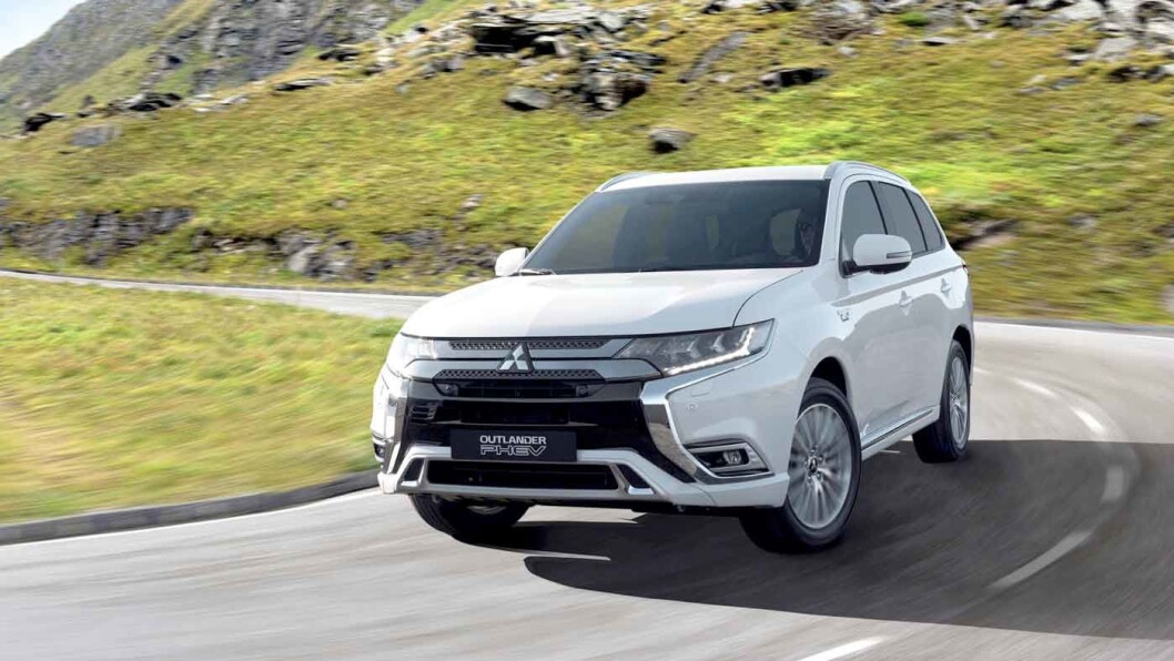 NY OG STERKERE: Som ladehybrid fungerer Mitsubishi Outlander bedre enn noen gang. Foto: Produsenten NY OG STERKERE: Som ladehybrid fungerer Mitsubishi Outlander bedre enn noen gang. Foto: Produsenten
