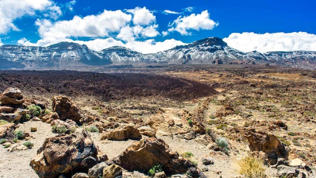 INNGANGEN TIL HELVETET: Urbefolkningen på Tenerife mente at djevelen holdt til i vulkanen Teide. Foto: Michal Mrozek/Unsplash INNGANGEN TIL HELVETET: Urbefolkningen på Tenerife mente at djevelen holdt til i vulkanen Teide. Foto: Michal Mrozek/Unsplash