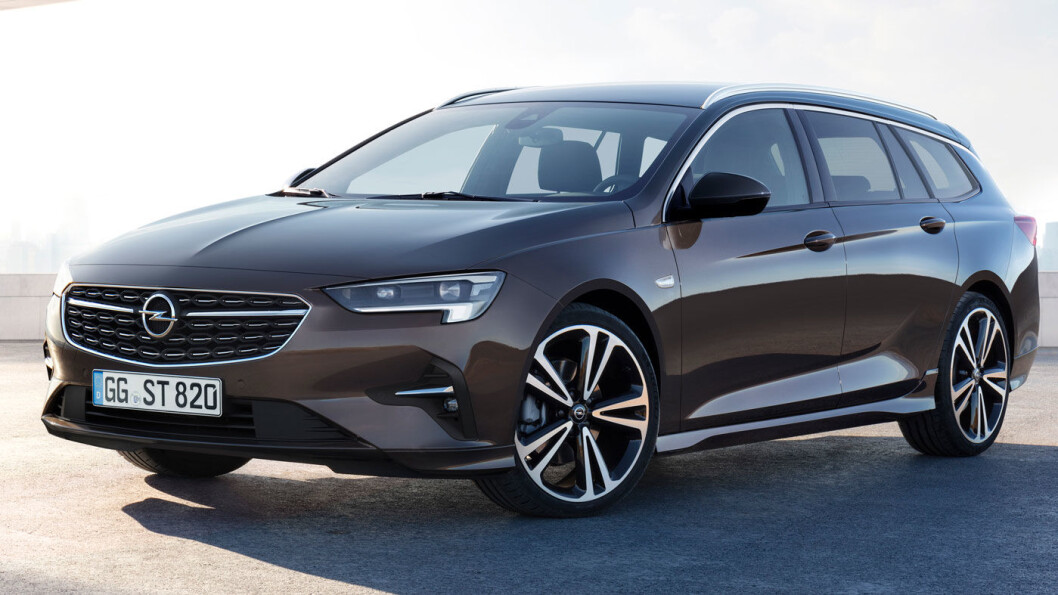 LYSMESTER: Opel er i front på lysteknologi. Det vises på modellen Insignia, som får en facelift i disse dager. Foto: Opel Motor LYSMESTER: Opel er i front på lysteknologi. Det vises på modellen Insignia, som får en facelift i disse dager. Foto: Opel Motor