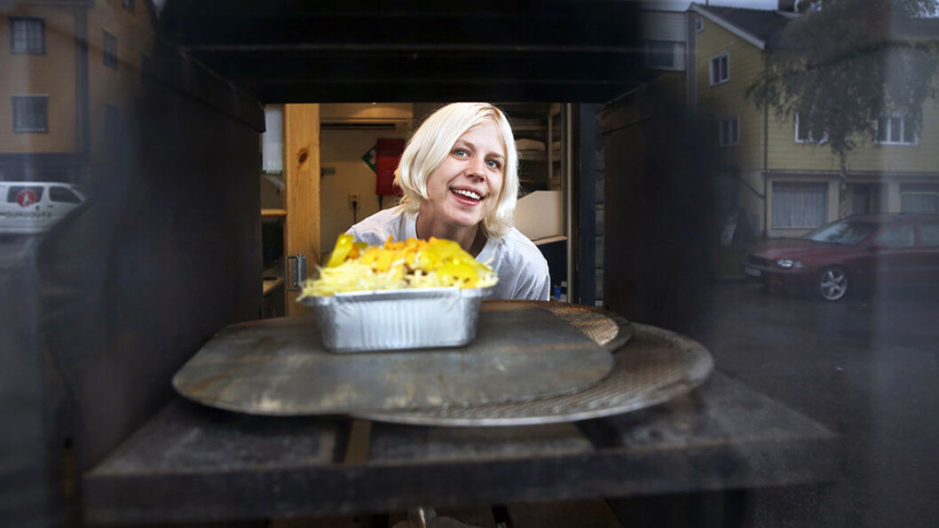 SUNN GATEKJØKKENMAT: Hos 2Stone Express får du fersk og kjapp gatemat rett fra steinovnen. De bruker sunne råvarer, lite fett og har også vegetarretter. Foto Mette Randem SUNN GATEKJØKKENMAT: Hos 2Stone Express får du fersk og kjapp gatemat rett fra steinovnen. De bruker sunne råvarer, lite fett og har også vegetarretter. Foto Mette Randem