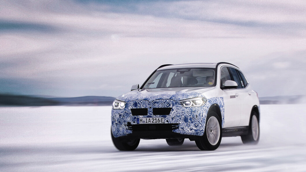 NYE TANKER: BMW sløyfer firehjulsdriften på sin kommende el-SUV iX3. Til gjengjeld skal både vekten og energiforbruket bli svært gunstig. Foto: BMW NYE TANKER: BMW sløyfer firehjulsdriften på sin kommende el-SUV iX3. Til gjengjeld skal både vekten og energiforbruket bli svært gunstig. Foto: BMW