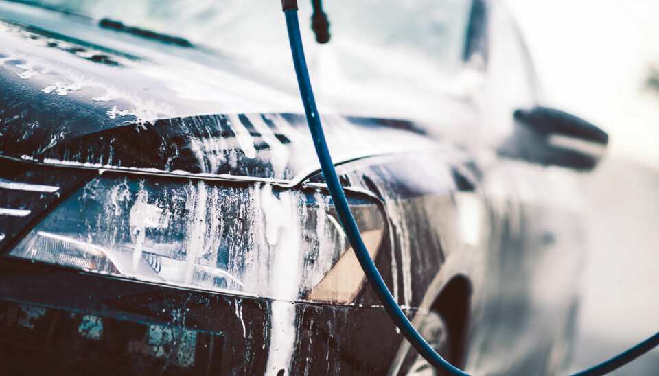 VASK OFTE: Uten lyktepussere og med mange sikkerhetsfunksjoner foran, kreves det oftere bilvask.
