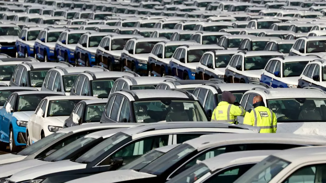 OPP IGJEN: Bilsalget øker igjen, med Kina som lokmotivet i markedet.