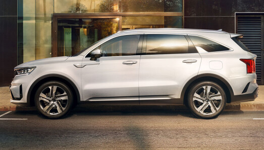 <b>KIA SORENTO: </b>Diesel hybrid. <b>KIA SORENTO: </b>Diesel hybrid.