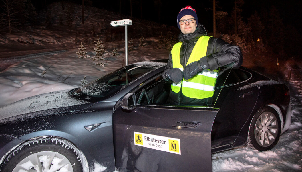 <span class=" font-weight-bold" data-lab-font_weight_desktop="font-weight-bold">GOD OPPLEVELSE: </span>Testsjåfør Nils Sødal kom lengst av alle med en Tesla Model S da NAF og Motor gjennomførte den store elbiltesten for et år siden. <span class=" font-weight-bold" data-lab-font_weight_desktop="font-weight-bold">GOD OPPLEVELSE: </span>Testsjåfør Nils Sødal kom lengst av alle med en Tesla Model S da NAF og Motor gjennomførte den store elbiltesten for et år siden.