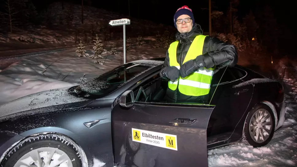 GIR RÅD: Nils Sødal, senior kommunikasjonsrådgiver i NAF, ber deg vurdere å la bilen stå hvis du er usikker på føret.