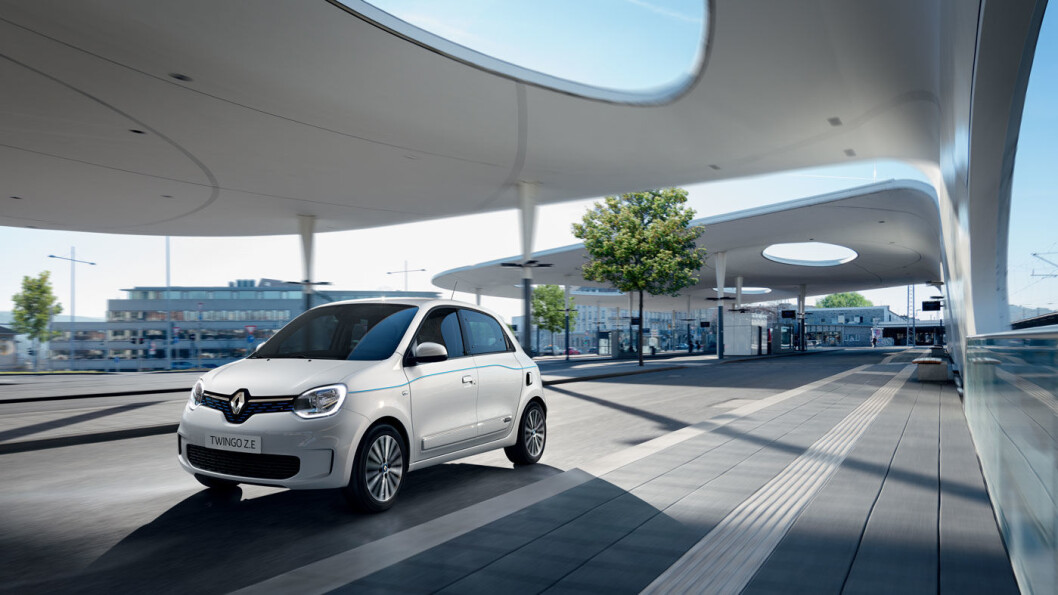MODERNE IGJEN: Med batterielektrisk motor blir plutselig Renault Twingo aktuell for dem som ønsker en rimelig bybil med liten svingradius og ok rekkevidde. Foto: Renault MODERNE IGJEN: Med batterielektrisk motor blir plutselig Renault Twingo aktuell for dem som ønsker en rimelig bybil med liten svingradius og ok rekkevidde. Foto: Renault
