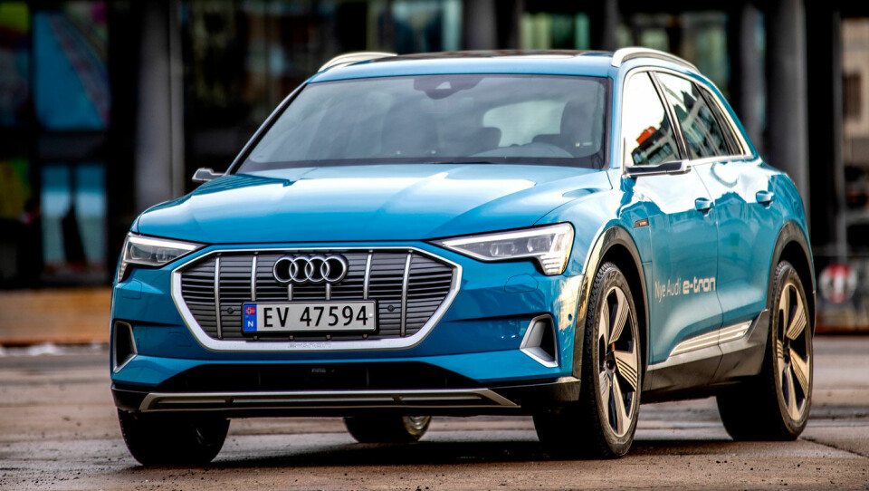 PRISJUSTERT: Audi skrur ned prisen på de mest omfattende utstyrspakkene til e-tron. Foto: Tomm W. Christiansen