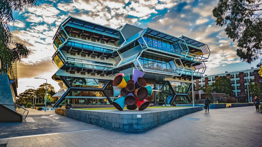 FORSKERBASE: Monash-universitetet i Melbourne. FORSKERBASE: Monash-universitetet i Melbourne.