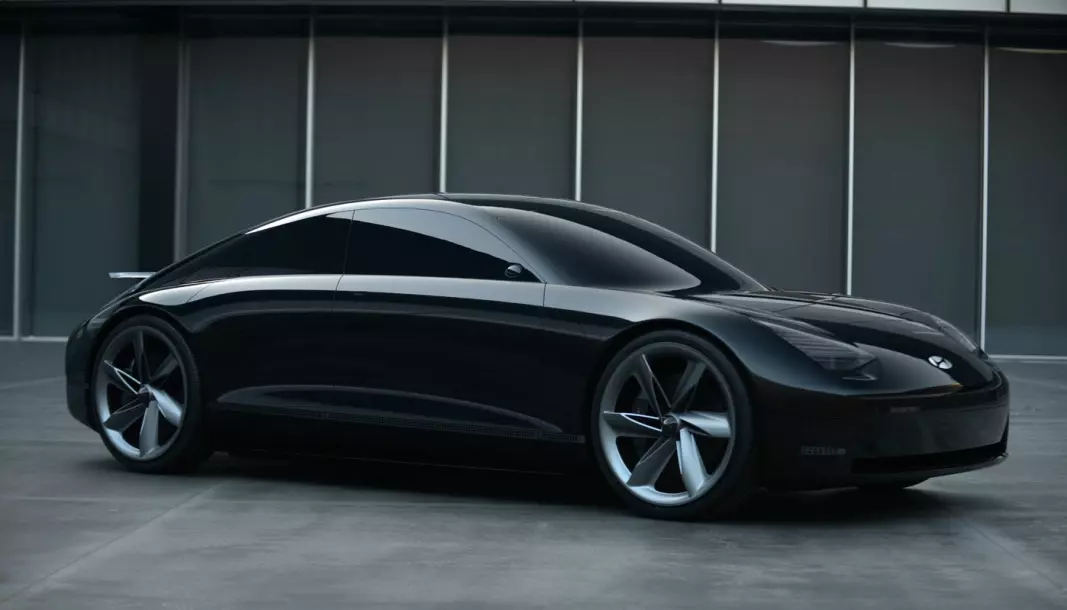 STORE AMBISJONER: Hyundai-gruppen er fast bestemt på ikke å la Tesla lede elbil-racet uten konkurranse. Her: Konseptbilen Prophecy.