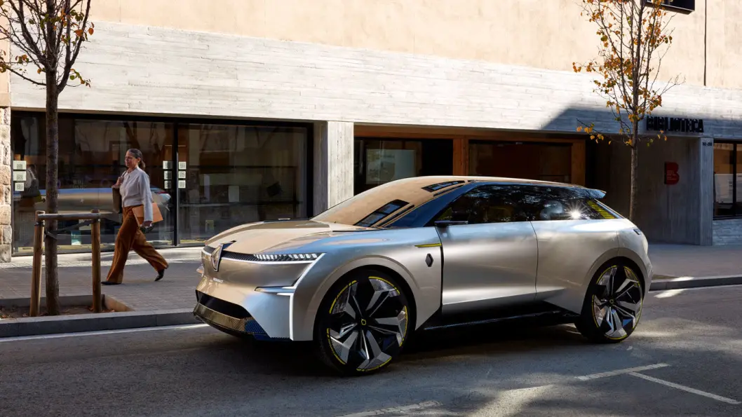 SHOWBIL: Morphoz har en rekke designelementer som er typiske for konseptbilene man ser på bilutstillinger. Dette er åpenbart ikke en bil som vil bli å se på veien. Foto: Renault SHOWBIL: Morphoz har en rekke designelementer som er typiske for konseptbilene man ser på bilutstillinger. Dette er åpenbart ikke en bil som vil bli å se på veien. Foto: Renault