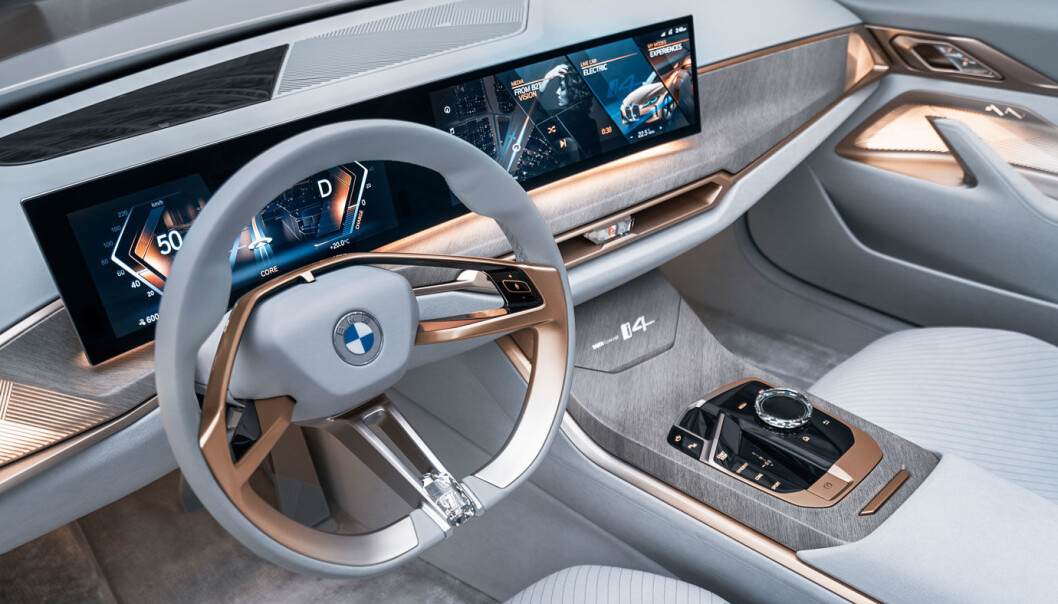 <span class=" font-weight-bold" data-lab-font_weight_desktop="font-weight-bold">NY STIL:</span> Interiøret i i4 blir nok hakket mer dempet enn dette, men i følge BMW vil hovedtrekkene bli de samme. <span class=" font-weight-bold" data-lab-font_weight_desktop="font-weight-bold">NY STIL:</span> Interiøret i i4 blir nok hakket mer dempet enn dette, men i følge BMW vil hovedtrekkene bli de samme.