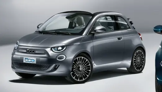 <b>FIAT 500.</b> Helelektrisk. <b>FIAT 500.</b> Helelektrisk.