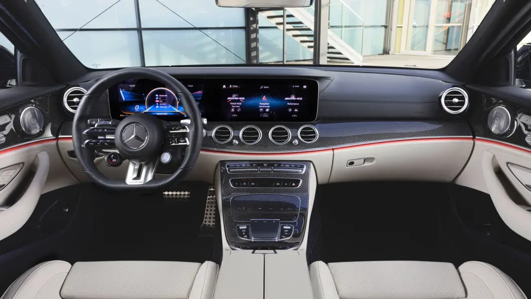 …OVER SAMME TEMA: AMG e 53 stasjonsvogn …OVER SAMME TEMA: AMG e 53 stasjonsvogn