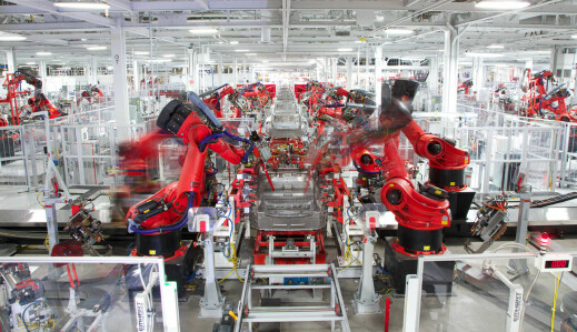 Tesla stopper produksjonen av Model S og Model X