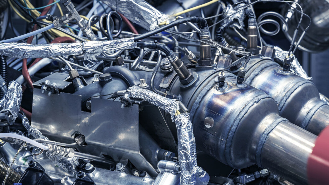 INGENIØRKUNST: Den nye V6-motoren, som vi ikke ennå har ytelsestallene for, ble vist frem av Aston Martin i forrige uke. INGENIØRKUNST: Den nye V6-motoren, som vi ikke ennå har ytelsestallene for, ble vist frem av Aston Martin i forrige uke.