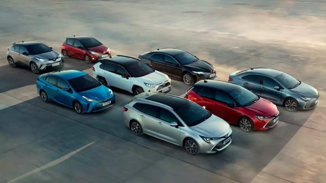 HOVEDFELTET: Her er hele gruppen av hybrider som Toyota i dag har på det europeiske markedet. Foto: Toyota Motor