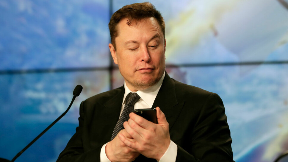 ADVARER KONKURRENTER: Tesla-sjef Elon Musk.