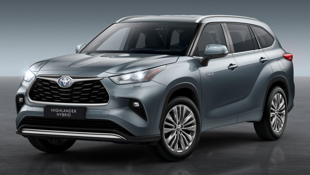 XXL-SUV: Highlander er en god del større enn Toyota RAV4 – og like lang som en Land Cruiser V8. Foto: Toyota XXL-SUV: Highlander er en god del større enn Toyota RAV4 – og like lang som en Land Cruiser V8. Foto: Toyota