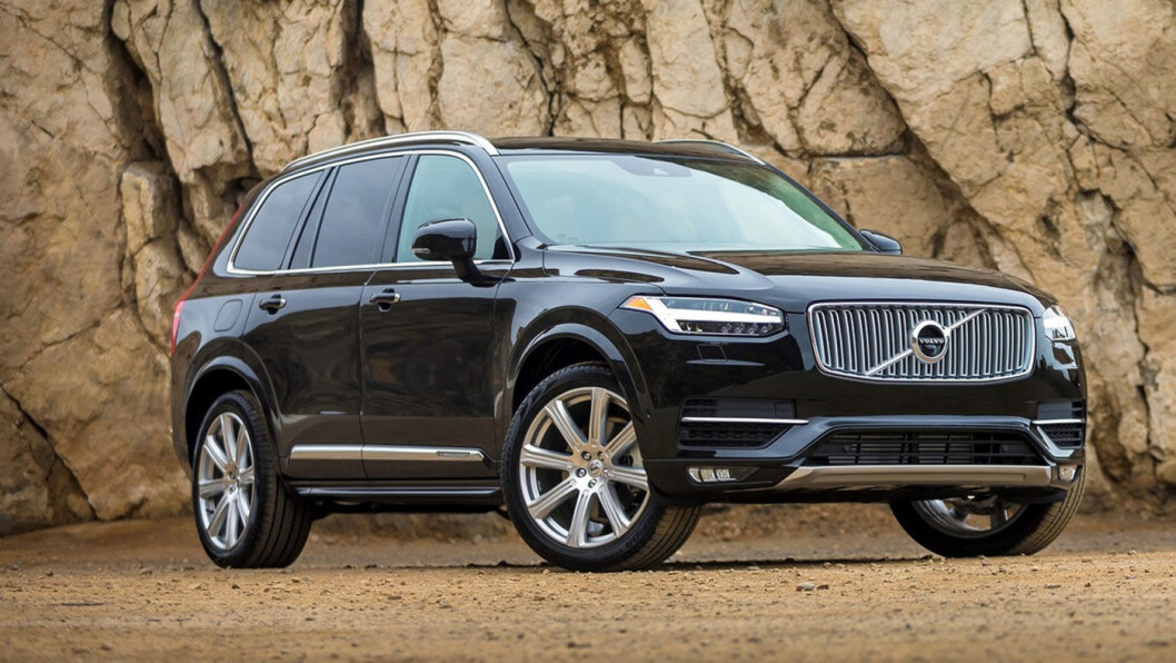 VIL STIGE I GRADENE: Volvo vil konkurrere med de tyske premium-produsentene og forsterke seg i det amerikanske markedet. Derfor planlegges den kommende XC100. Bildet viser Volvo XC90 Excellence, som er det nærmeste de har kommet så langt. Foto: Volvo Car VIL STIGE I GRADENE: Volvo vil konkurrere med de tyske premium-produsentene og forsterke seg i det amerikanske markedet. Derfor planlegges den kommende XC100. Bildet viser Volvo XC90 Excellence, som er det nærmeste de har kommet så langt. Foto: Volvo Car
