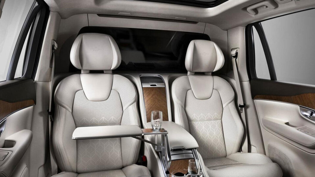 VIL TA LUKSUS-ANDELER: Volvo ønsker å få større innpass hos pengesterke kunder. Interiøret på bildet er fra Volvo XC90 Excellence. VIL TA LUKSUS-ANDELER: Volvo ønsker å få større innpass hos pengesterke kunder. Interiøret på bildet er fra Volvo XC90 Excellence.