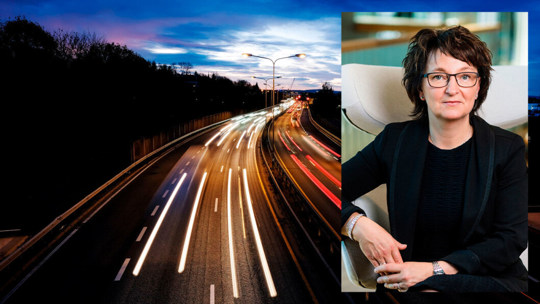 TROR PÅ BIO: Inger-Lise M. Nøstvik, generalsekretær i Drivkraft Norge, mener bruk av biodrivstoff i forbrenningsmotorer bidrar mer til å redusere klimagassutslipp enn elbilpolitikken gjør. Foto: Jon Terje Hellgren Hansen og Drivkraft Norge TROR PÅ BIO: Inger-Lise M. Nøstvik, generalsekretær i Drivkraft Norge, mener bruk av biodrivstoff i forbrenningsmotorer bidrar mer til å redusere klimagassutslipp enn elbilpolitikken gjør. Foto: Jon Terje Hellgren Hansen og Drivkraft Norge