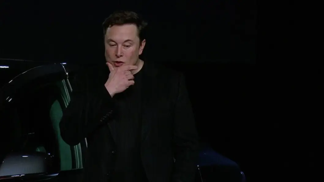 BEKYMRET: Tesla-sjef Elon Musk opplever tøffe tider. BEKYMRET: Tesla-sjef Elon Musk opplever tøffe tider.
