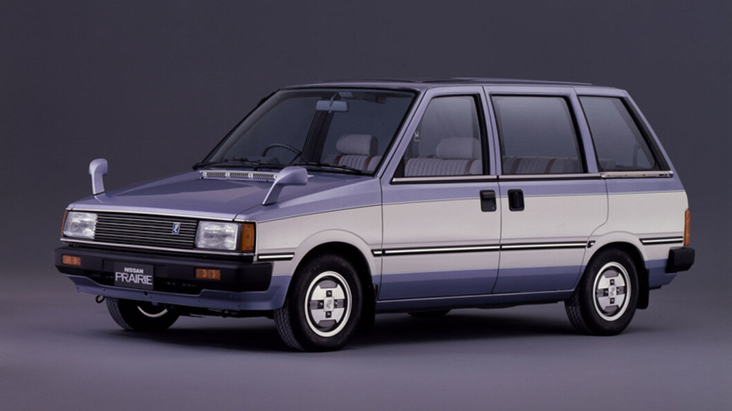 TIDLIGERE: Nissan lanserte smarte Prairie med skyvedører alt i 1982. De var ikke i allianse med Renault den gangen, men inspirerte tydeligvis den franske produsenten til å videreutvikle konseptet flerbruksbil. TIDLIGERE: Nissan lanserte smarte Prairie med skyvedører alt i 1982. De var ikke i allianse med Renault den gangen, men inspirerte tydeligvis den franske produsenten til å videreutvikle konseptet flerbruksbil.