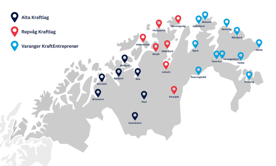 STREKKER LEDNINGEN: Nå blir det enklere å kjøre elbil også i vårt nordligste fylke. Det skal bygges 18 nye ladesteder. Foto: Enova STREKKER LEDNINGEN: Nå blir det enklere å kjøre elbil også i vårt nordligste fylke. Det skal bygges 18 nye ladesteder. Foto: Enova