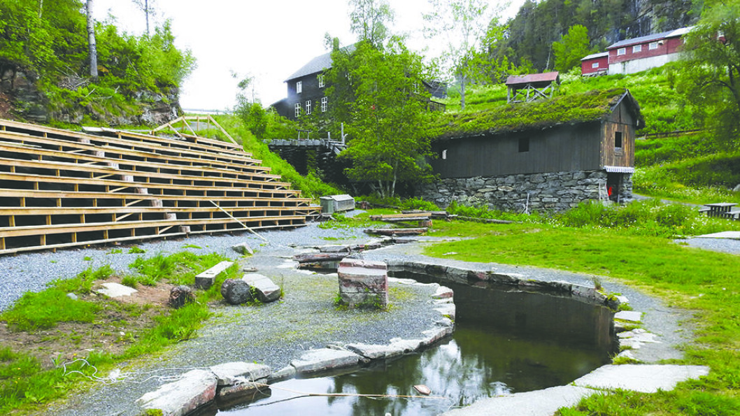 SAG, SMIE OG HØVLERI: Det interessante Ulvedal sag- og bygdemuseum er også et godt utgangspunkt for turer. Foto: Per Roger Lauritzen SAG, SMIE OG HØVLERI: Det interessante Ulvedal sag- og bygdemuseum er også et godt utgangspunkt for turer. Foto: Per Roger Lauritzen