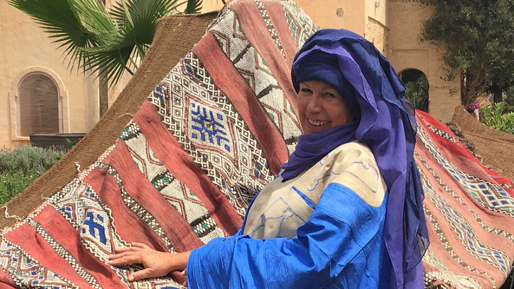 DET GENUINE MAROKKO: Anne Marthe Barfod har bodd i Marokko i over 30 år og kjenner landet og språket. I Sahara tar hun oss med på en overnatting ute i ørkenen. Foto: Escape DET GENUINE MAROKKO: Anne Marthe Barfod har bodd i Marokko i over 30 år og kjenner landet og språket. I Sahara tar hun oss med på en overnatting ute i ørkenen. Foto: Escape
