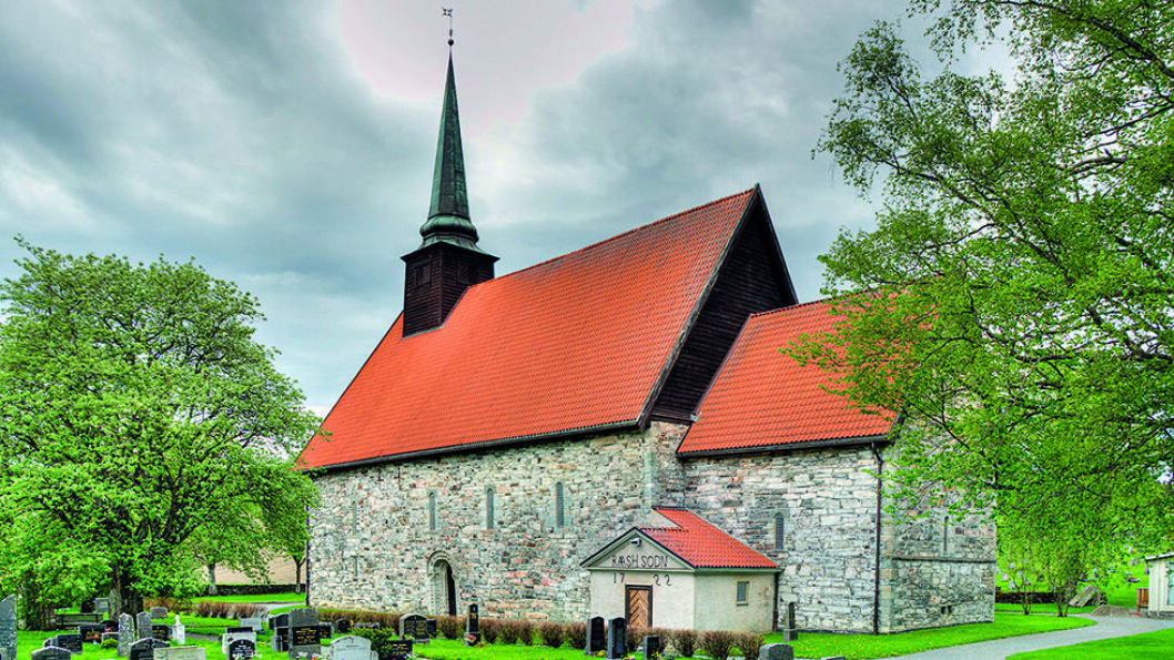 ROMERSK LANGKIRKE: Dimensjonene på Stiklestad kirke vitner om den posisjon Stiklestad hadde i middelalderen. Foto: Wikimedia ROMERSK LANGKIRKE: Dimensjonene på Stiklestad kirke vitner om den posisjon Stiklestad hadde i middelalderen. Foto: Wikimedia