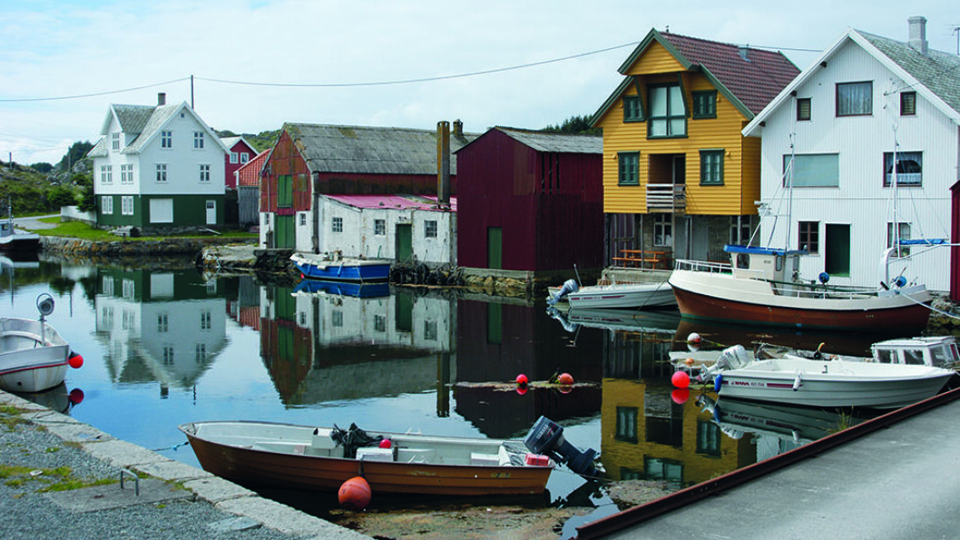 NORGES MINSTE KOMMUNE: Utsira, en siste utpost mot storhavet. Her Utsira havn. Foto: Per Roger Lauritzen NORGES MINSTE KOMMUNE: Utsira, en siste utpost mot storhavet. Her Utsira havn. Foto: Per Roger Lauritzen
