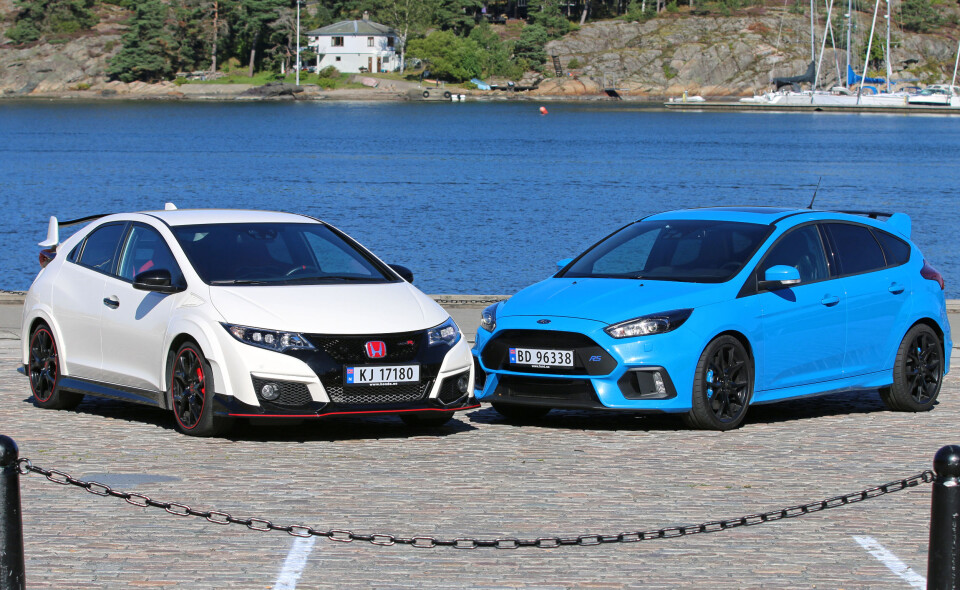 Super-duellen Ford Focus RS mot Honda Civic Type-R